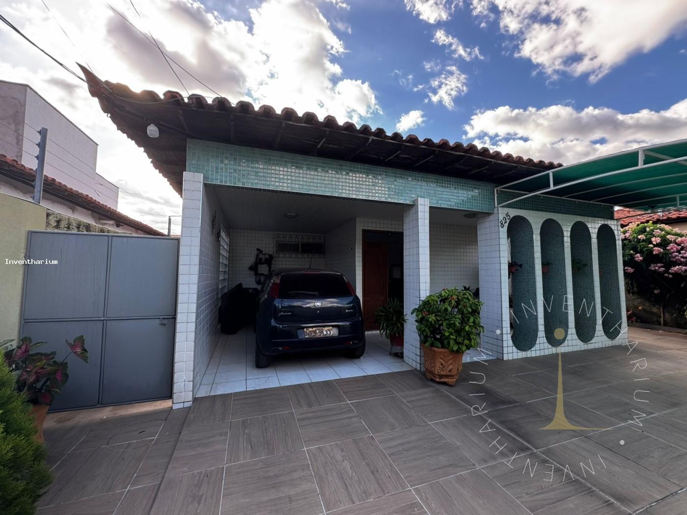 Casa, 3 quartos, 198 m² - Foto 1